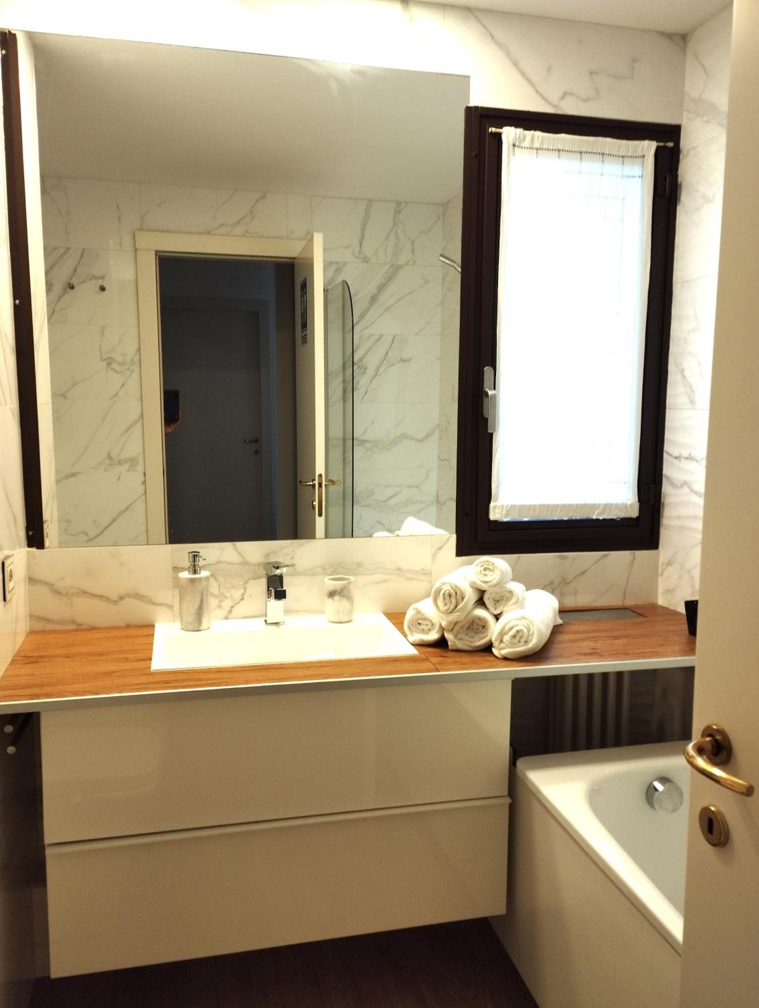 Milano 3 Astra & Apartment *